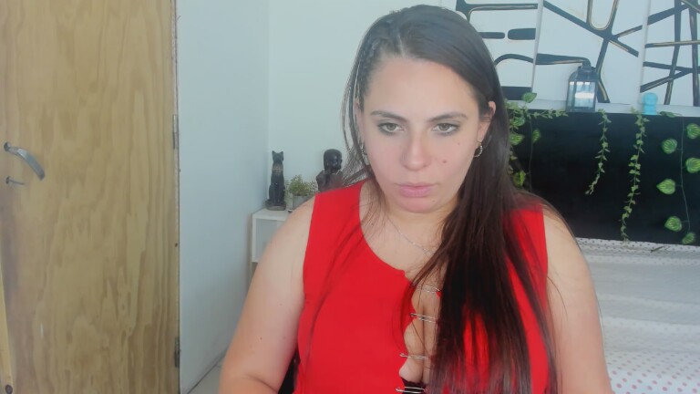 Julianalovesx's Streamate show and profile