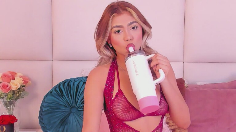 PaulinaKorven's Streamate show and profile