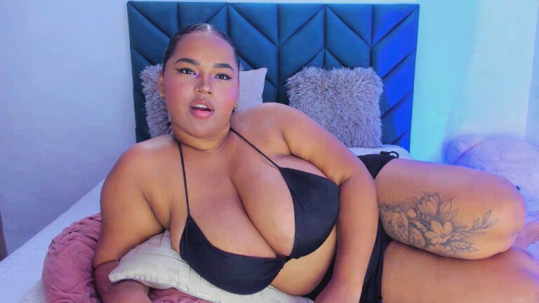 ShanyHazen's Streamate show and profile