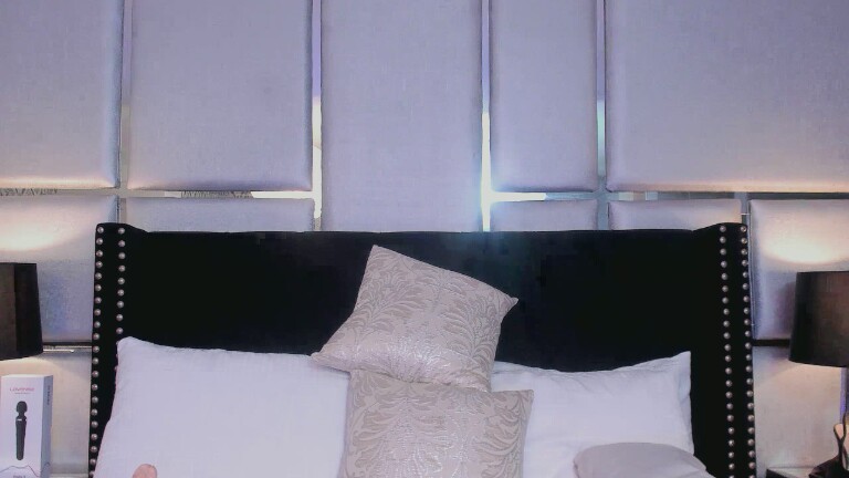 EmilyBlack69's Streamate show and profile