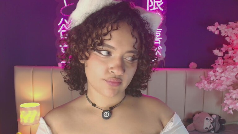 ZarahRosse's Streamate show and profile