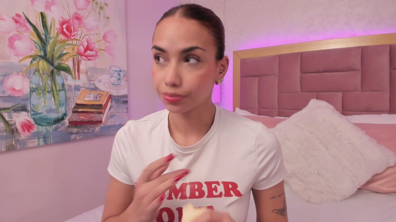 AnnieAdaams