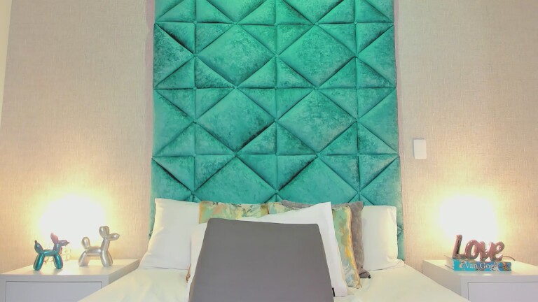 VenusMillan's Streamate show and profile