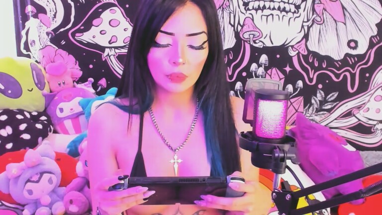 Barbara_Hill's Streamate show and profile