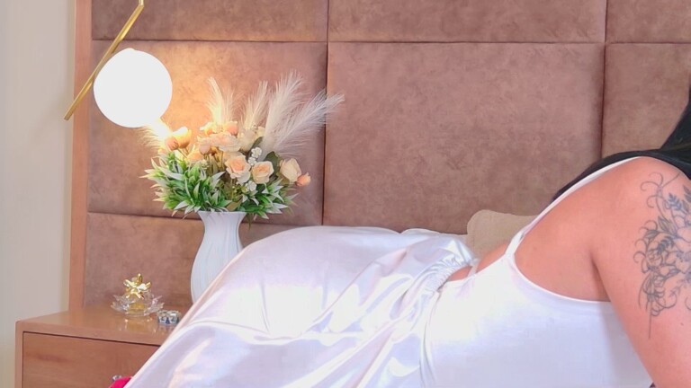 AlanaPierce's Streamate show and profile