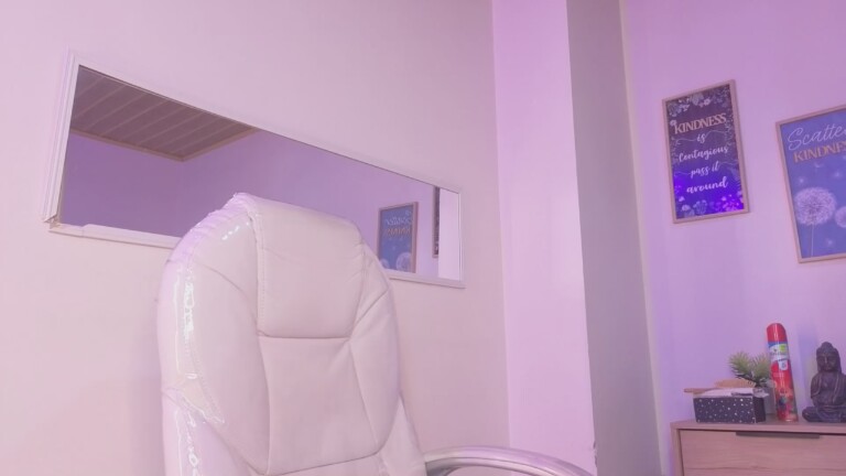 blueehazell18's Streamate show and profile