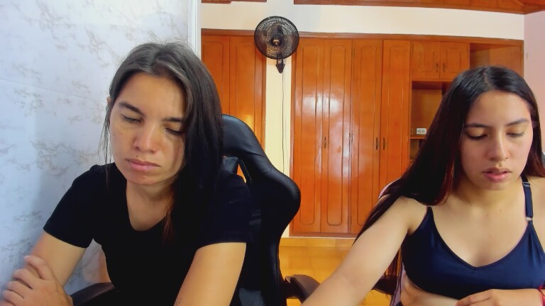 Sofiahottie's Streamate show and profile