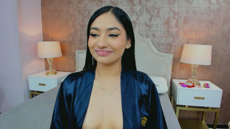 KhloeWonders's Streamate show and profile