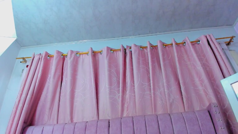 Grace_Jonees's Streamate show and profile