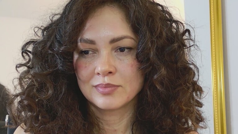 juliiabadleer's Streamate show and profile