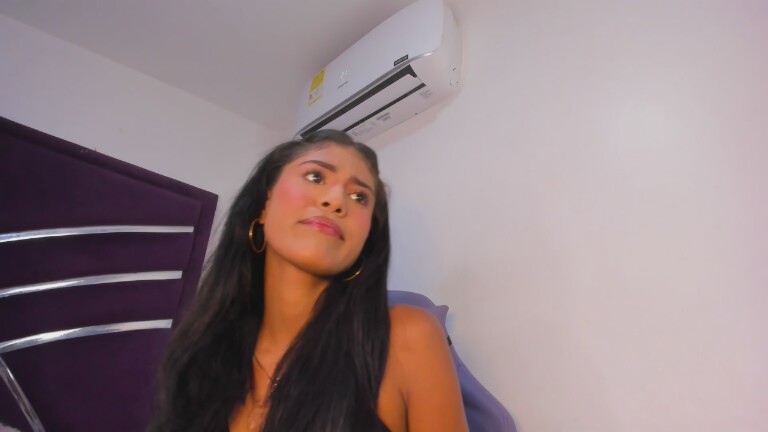 camilaht's Streamate show and profile