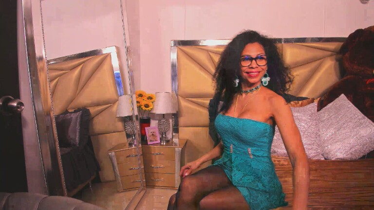 KarenDuval's Streamate show and profile