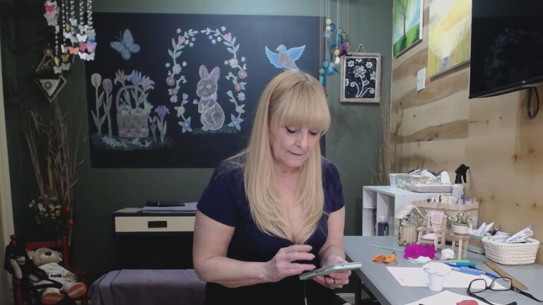 Adrianna_4u's Streamate show and profile