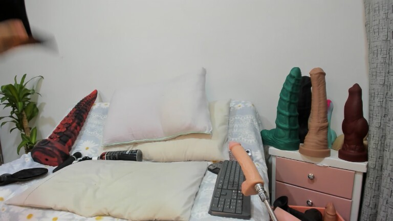 Sweet_X's Streamate show and profile