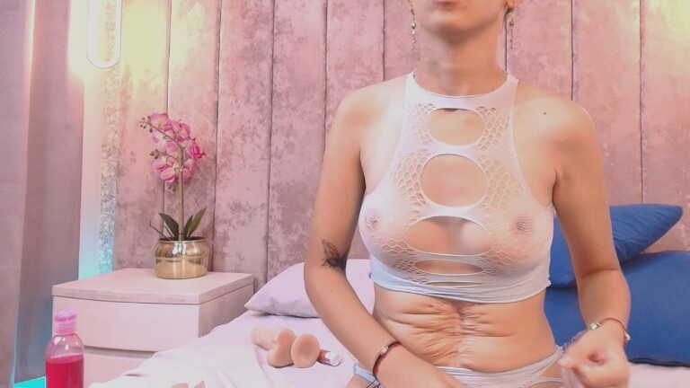 Katy_606's Streamate show and profile