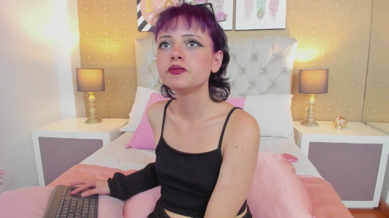 VioletteClain's Streamate show and profile