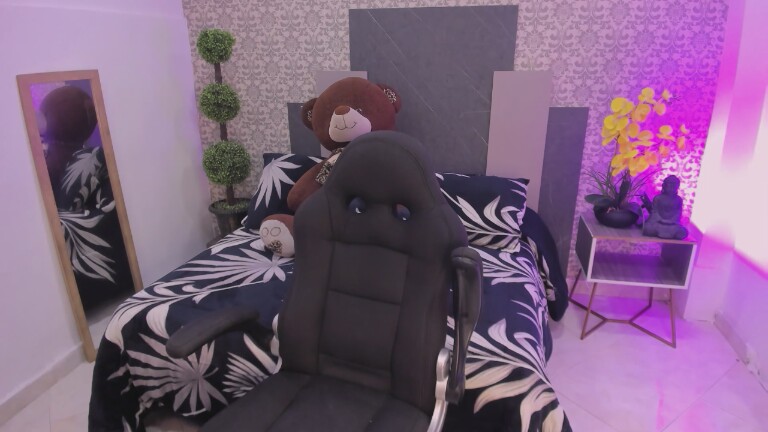 DulceCloe's Streamate show and profile