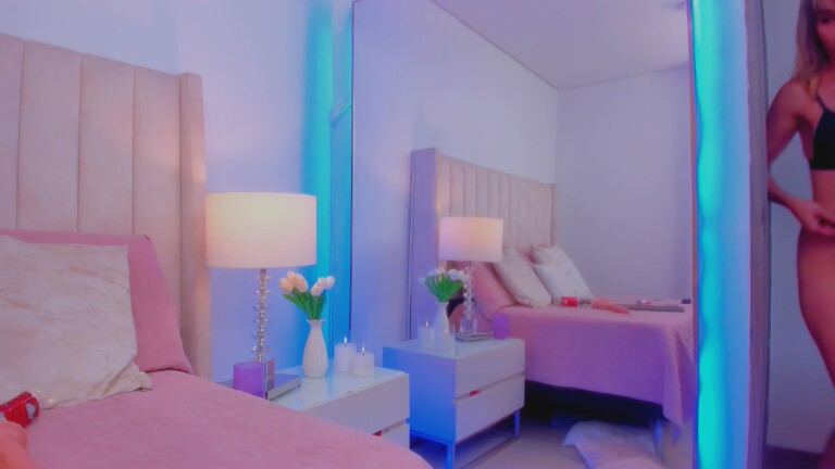 sammymarttins's Streamate show and profile