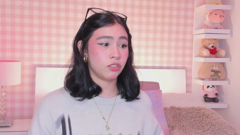 SophiaColinns's Streamate show and profile