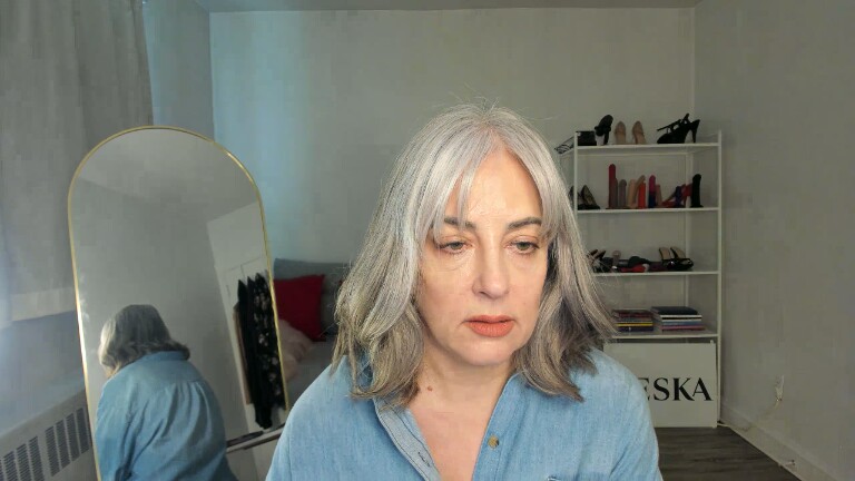 TheRealSeska's Streamate show and profile