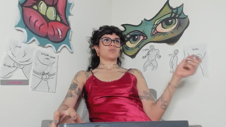 triinitty's Streamate show and profile