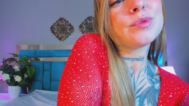 IzzChell's Streamate show and profile