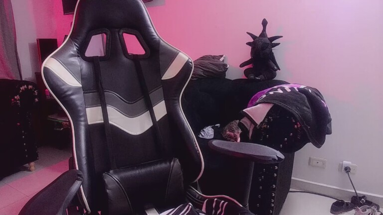 WickedAlice's Streamate show and profile