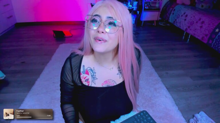 Alyssa_Romanova's Streamate show and profile