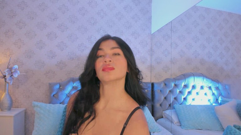 MayaWiills's Streamate show and profile