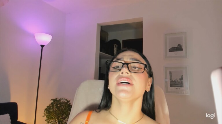 gabydiaz18's Streamate show and profile