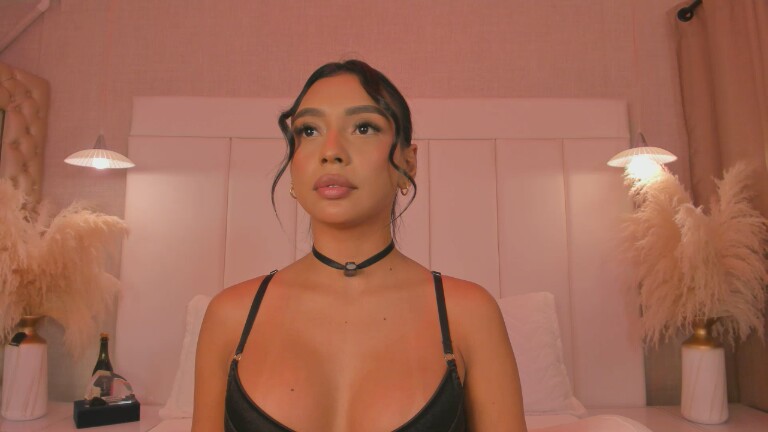 NikoJhon's Streamate show and profile