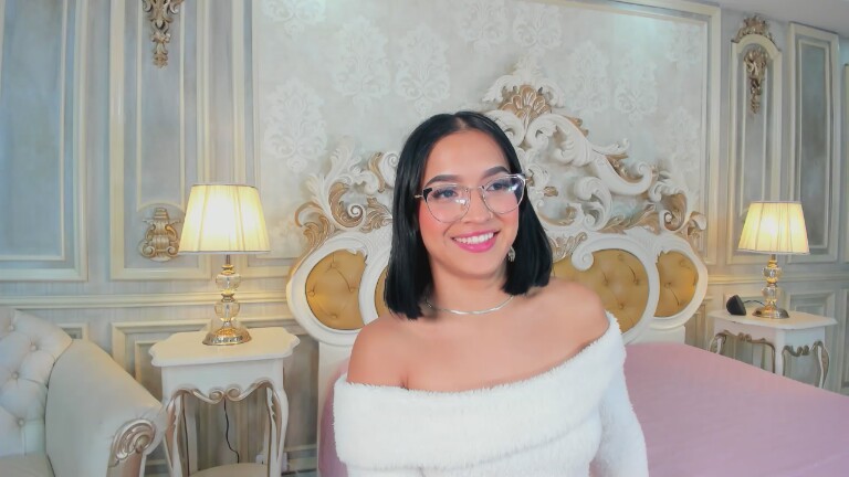 ViolettaG's Streamate show and profile